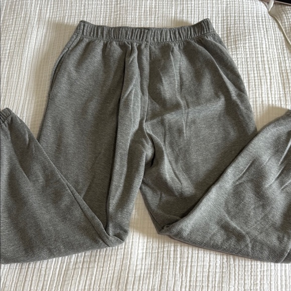Target Wild Fable Women’s Gray Sweatpants- Size M - Picture 2 of 2